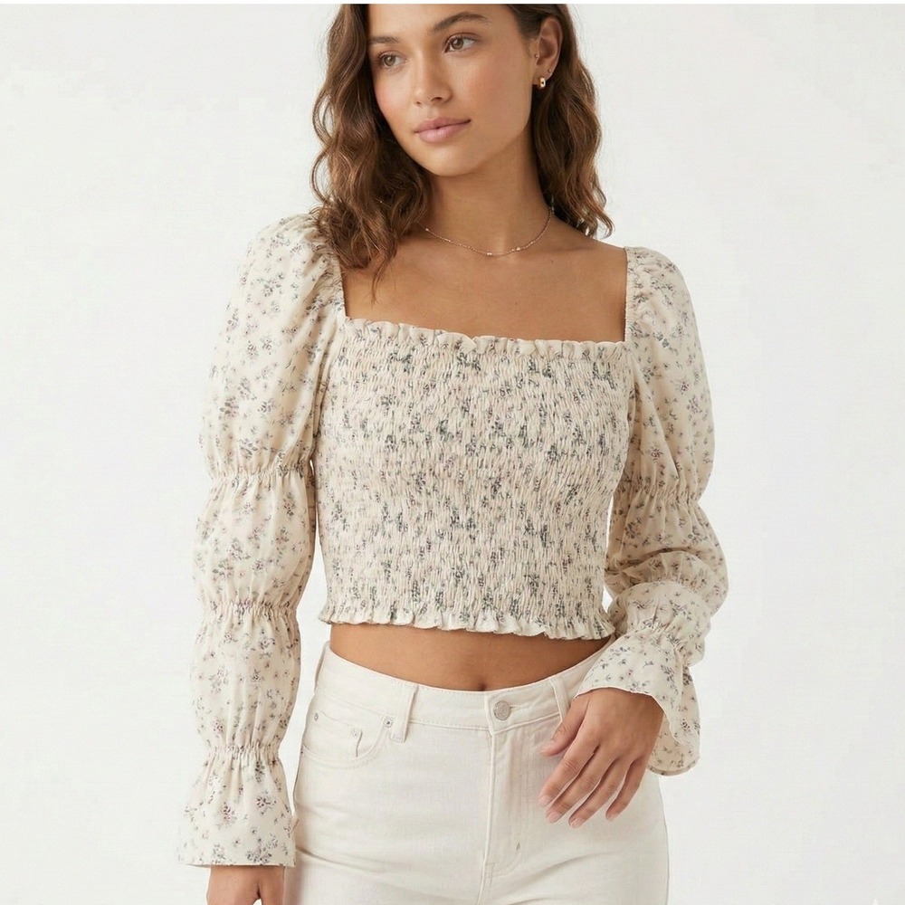 Storia Cottagecore Peasant Crop Top Cream Floral Smocked Puff Sleeve Size S